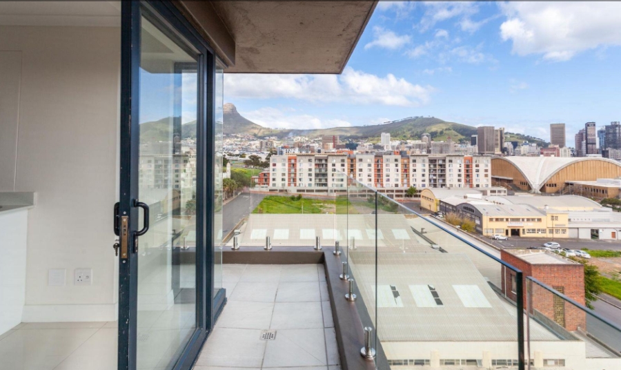 2 Bedroom Property for Sale in Zonnebloem Western Cape